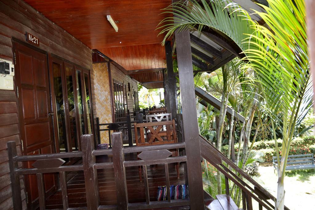 Hotel Vilayvong Vang Vieng Esterno foto