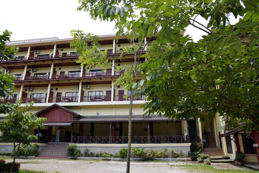 Hotel Vilayvong Vang Vieng Esterno foto
