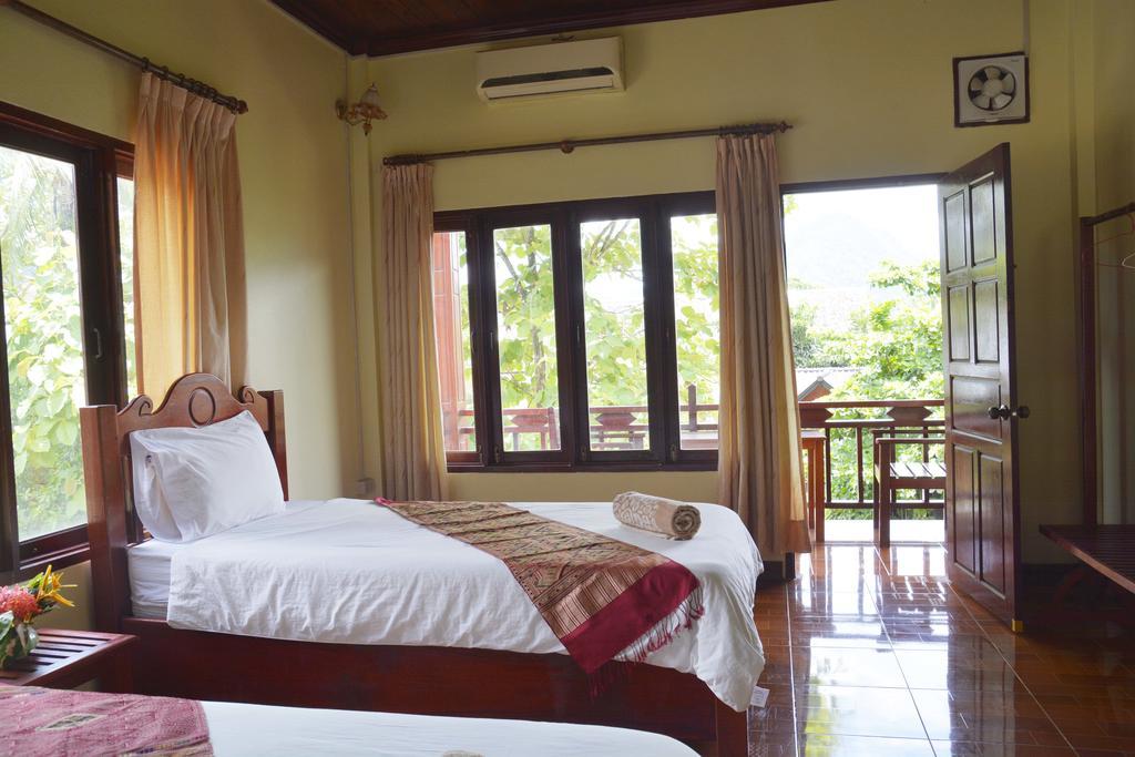 Hotel Vilayvong Vang Vieng Esterno foto