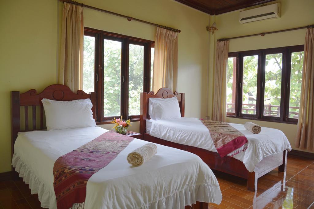 Hotel Vilayvong Vang Vieng Esterno foto