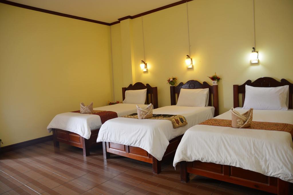 Hotel Vilayvong Vang Vieng Esterno foto