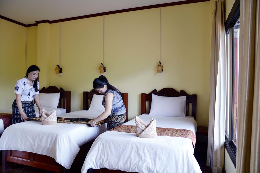 Hotel Vilayvong Vang Vieng Esterno foto