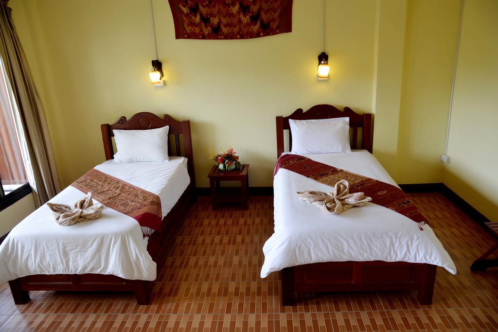 Hotel Vilayvong Vang Vieng Esterno foto