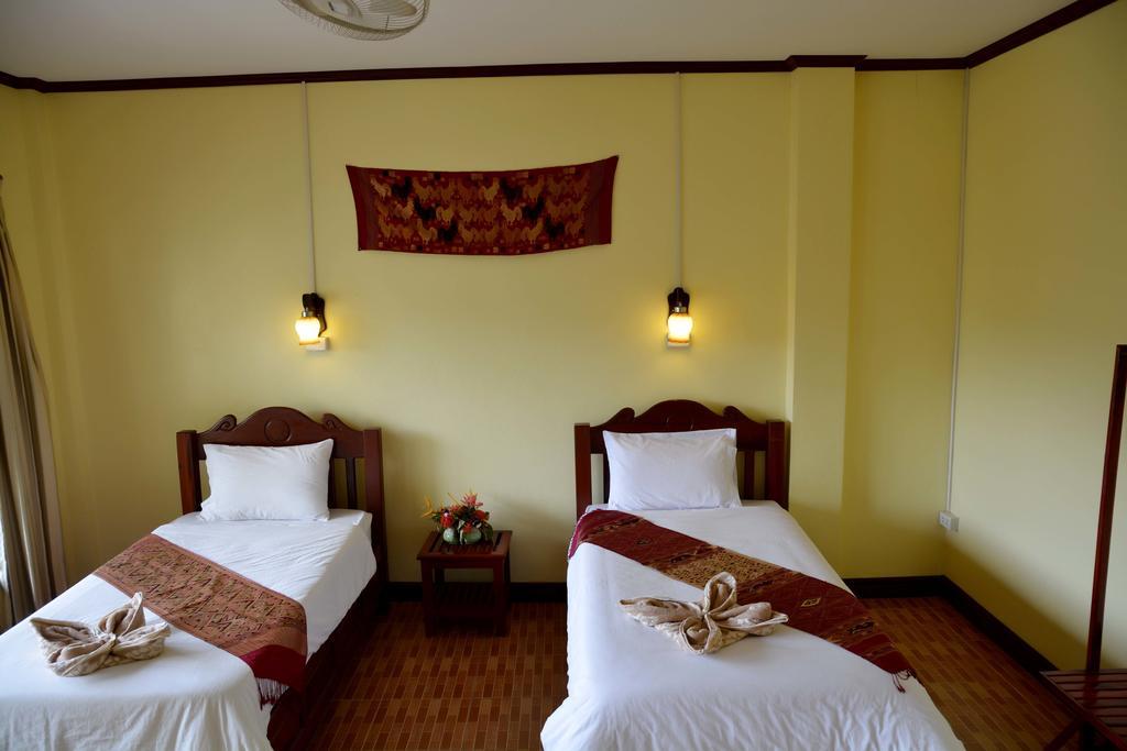 Hotel Vilayvong Vang Vieng Esterno foto
