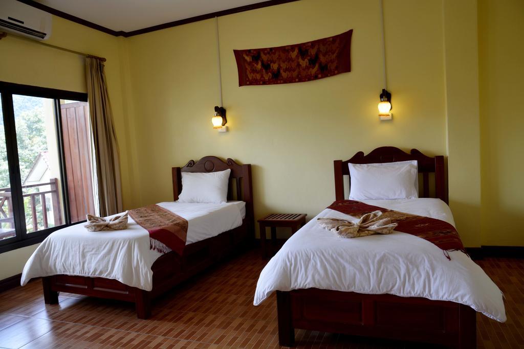 Hotel Vilayvong Vang Vieng Esterno foto